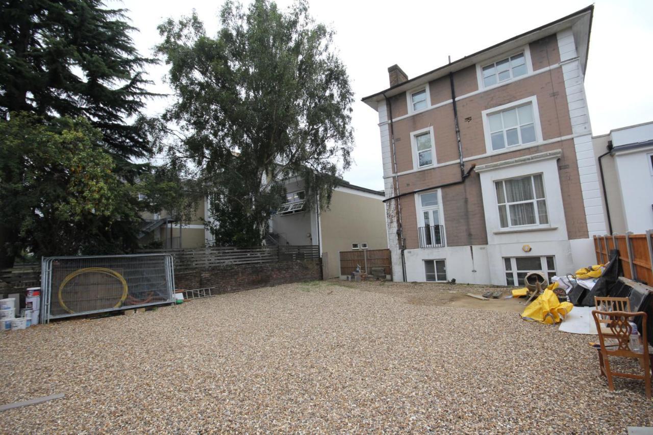 Great West Road Apartments Flat C London Eksteriør billede